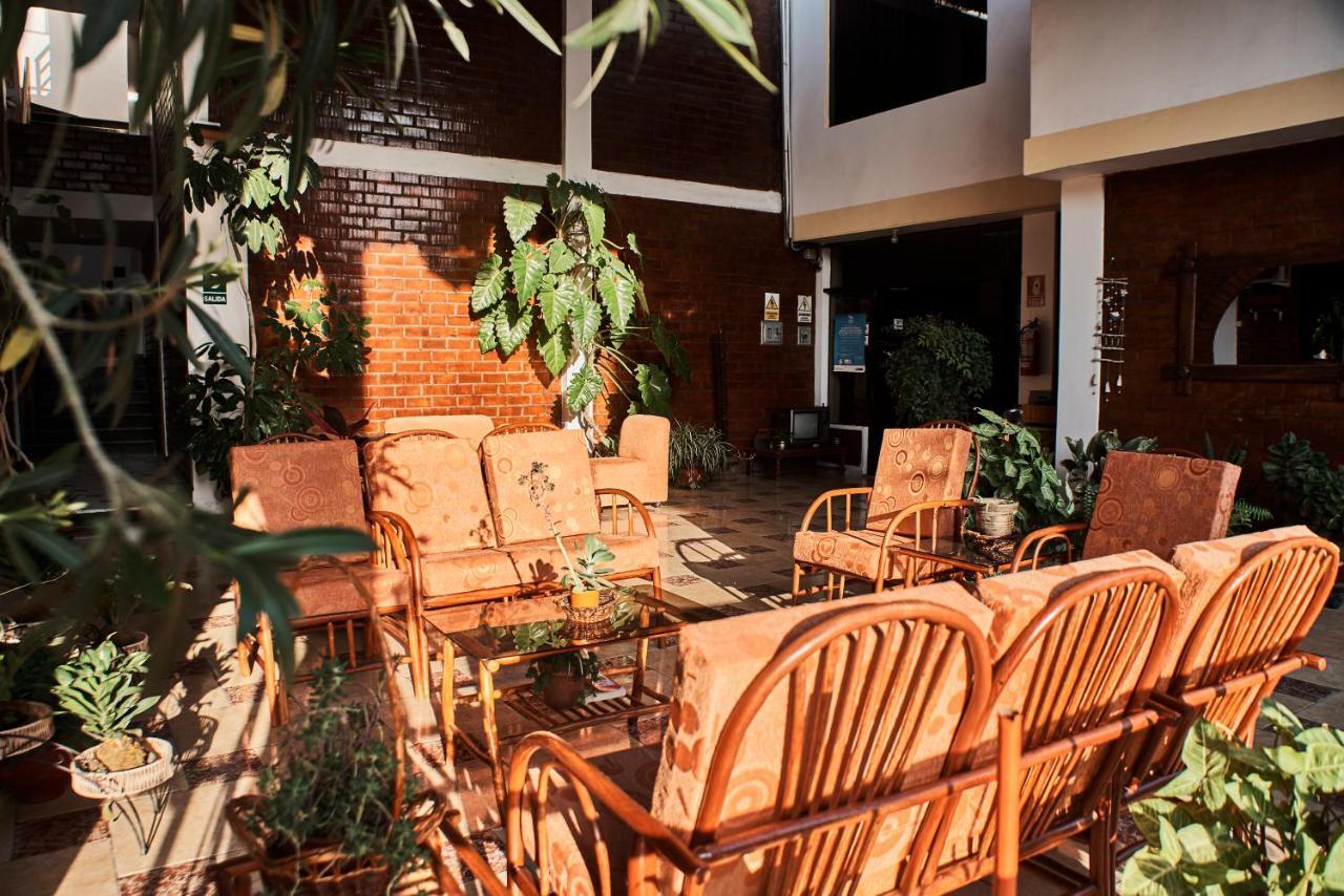 Bris Hotel Gobernadora Extérieur photo